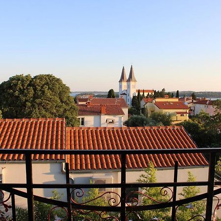 Apartments Dora Медулин Екстер'єр фото