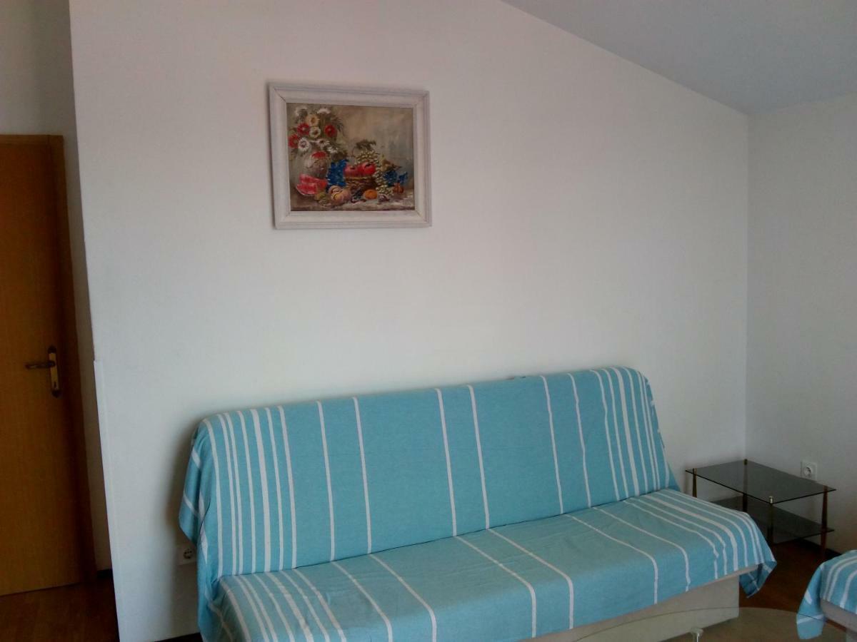 Apartments Dora Медулин Екстер'єр фото